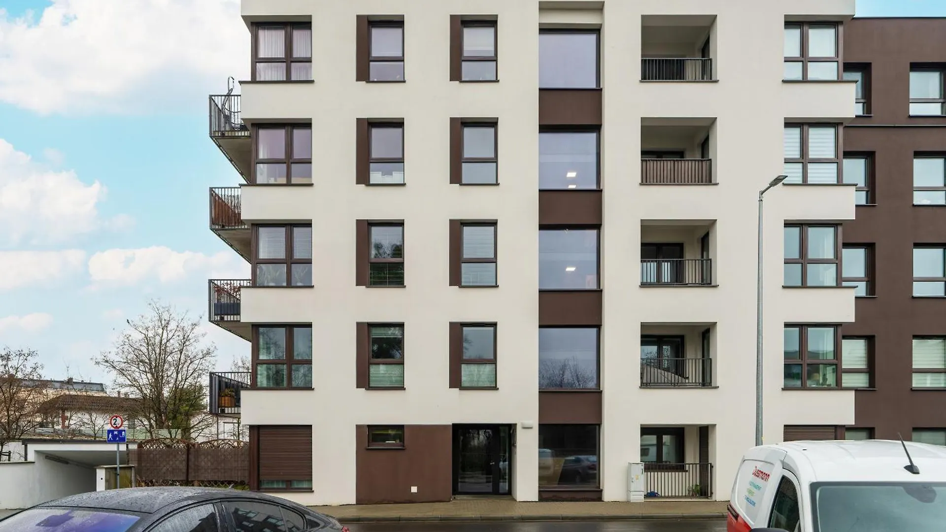Beautiful Apartment With Balcony & Free Garage By Noclegi Renters Poznan Poland