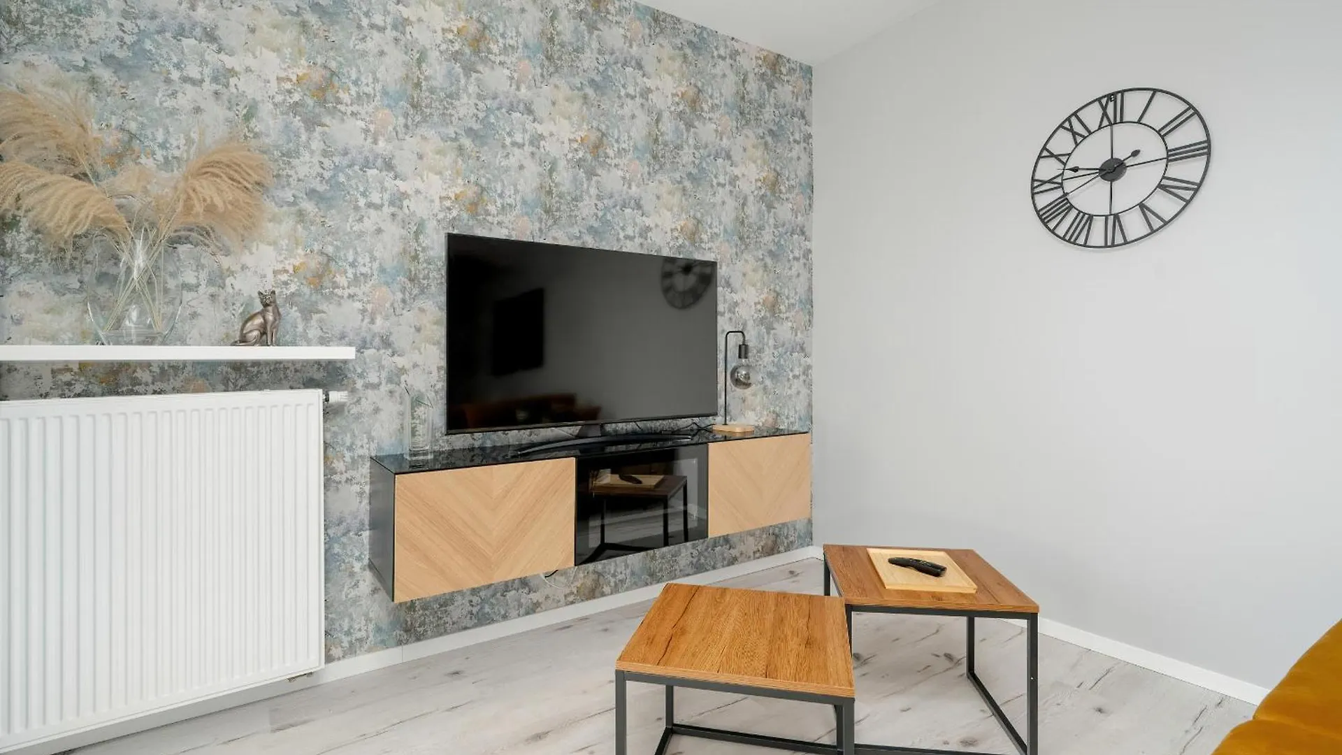 Beautiful Apartment With Balcony & Free Garage By Noclegi Renters Poznan