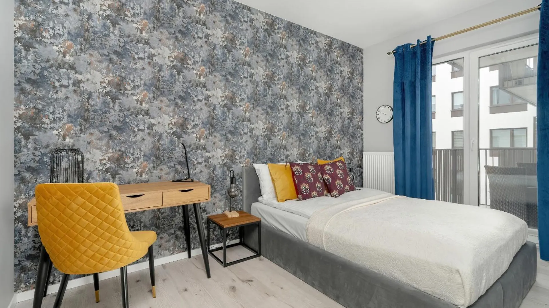 Beautiful Apartment With Balcony & Free Garage By Noclegi Renters Poznan